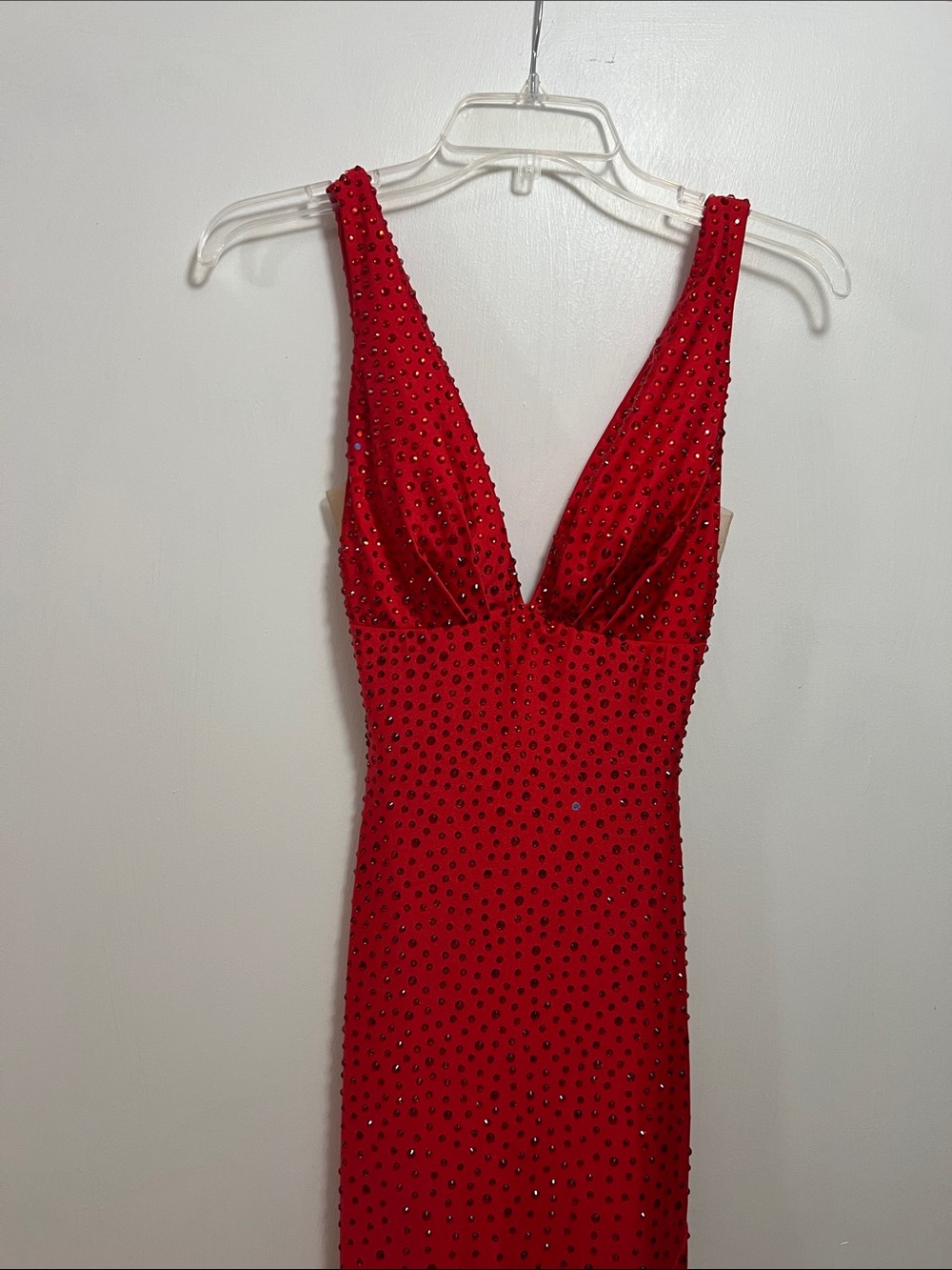 Glam Red Beaded V-Neck Prom Dress